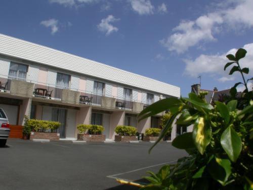 Hotel Des Tilleuls Dinard Exterior photo